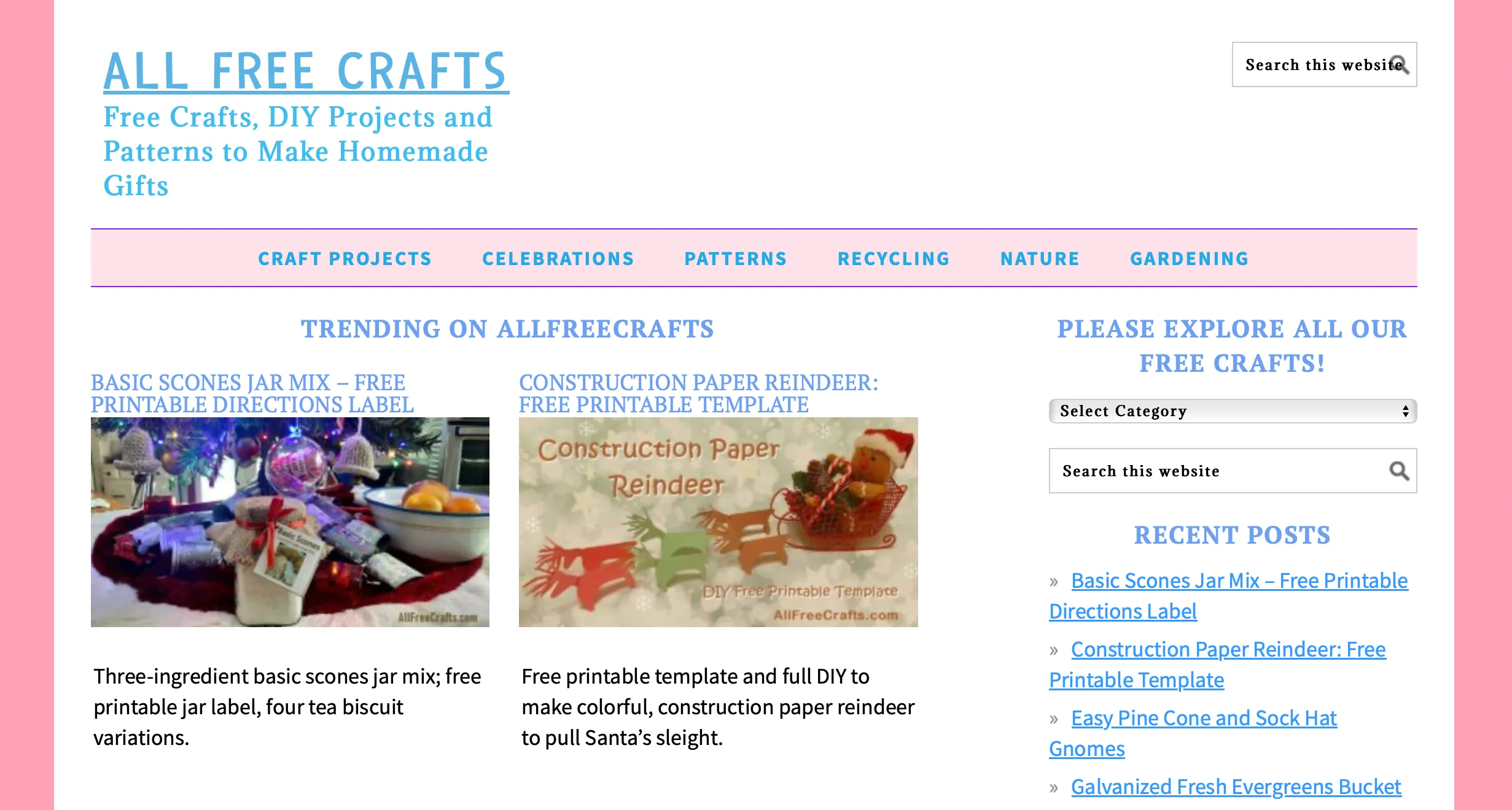 All Free Crafts: Trang chủ giới thiệu nhiều dự án thủ công như lọ nến DIY và tuần lộc giấy từ vật liệu tái chế.