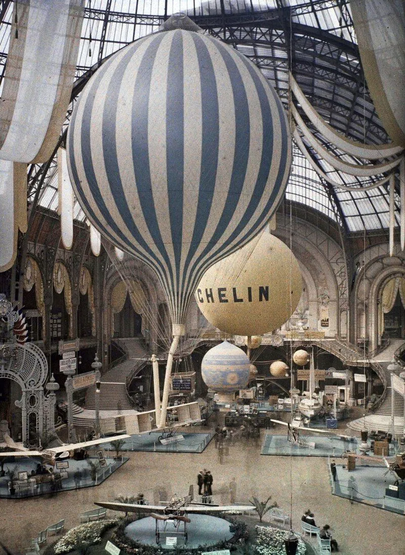 Ảnh gốc &quot;Khinh khí cầu xương rồng&quot; của Léon Gimpel, chụp hai khinh khí cầu tại Paris