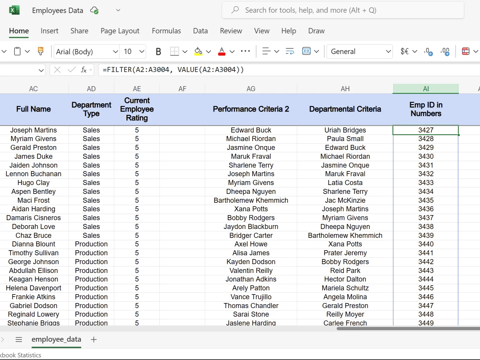 Bảng Excel chuyển đổi ID nhân viên từ văn bản sang số bằng hàm VALUE để dùng với hàm FILTER