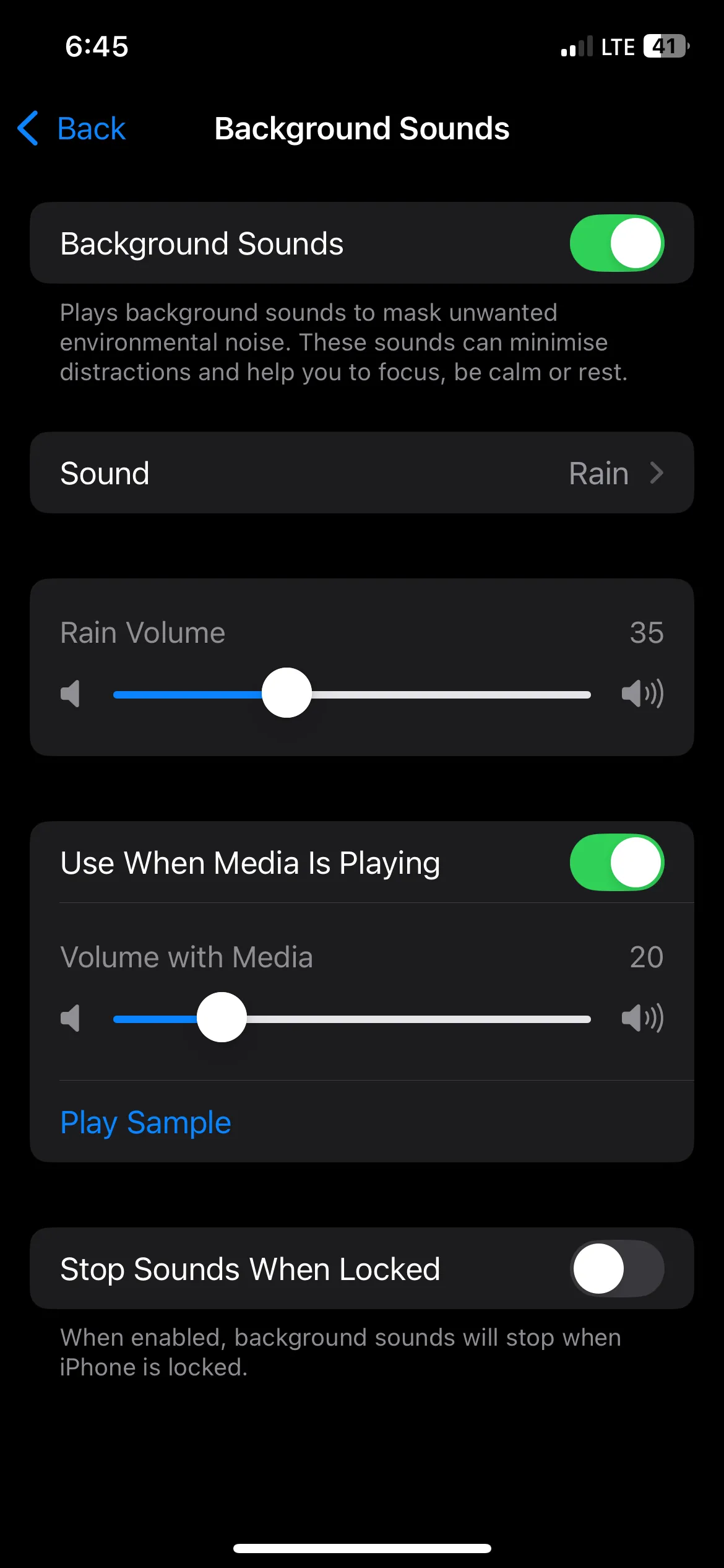 Bật tính năng Âm thanh nền trên iPhone và chọn tiếng mưa