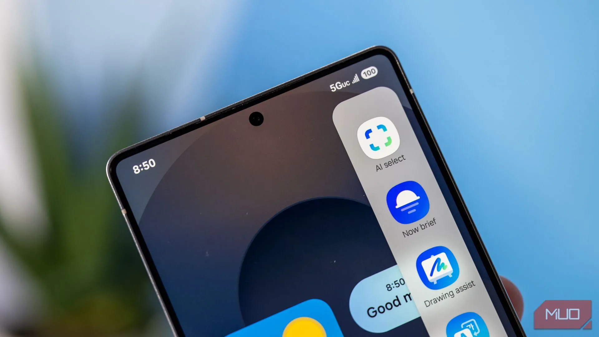 Biểu tượng ứng dụng AI trên Edge Panel của Samsung Galaxy S25 Ultra, minh họa tính năng Galaxy AI
