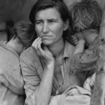 Bức ảnh gốc "Người Mẹ Di Cư" của Dorothea Lange, khắc họa một người mẹ và các con trong cuộc Đại Khủng hoảng