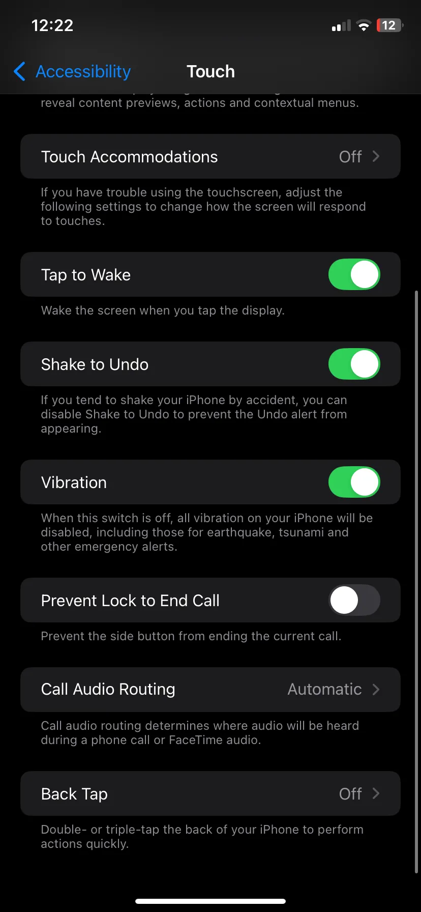 Cài đặt Chạm mặt lưng (Back Tap) trong phần Trợ năng của ứng dụng Cài đặt trên iPhone