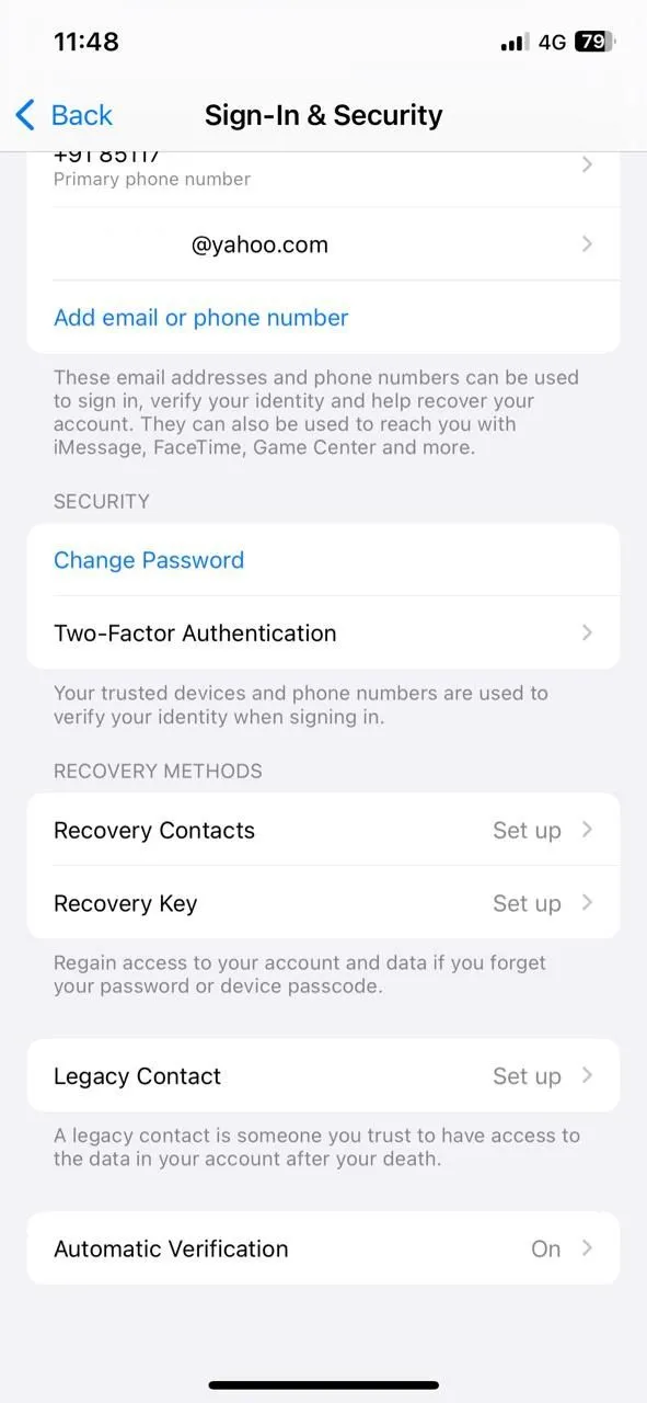 Cài đặt Đăng nhập &amp; Bảo mật của tài khoản Apple ID trên iPhone, kiểm tra trạng thái Xác thực hai yếu tố (2FA).