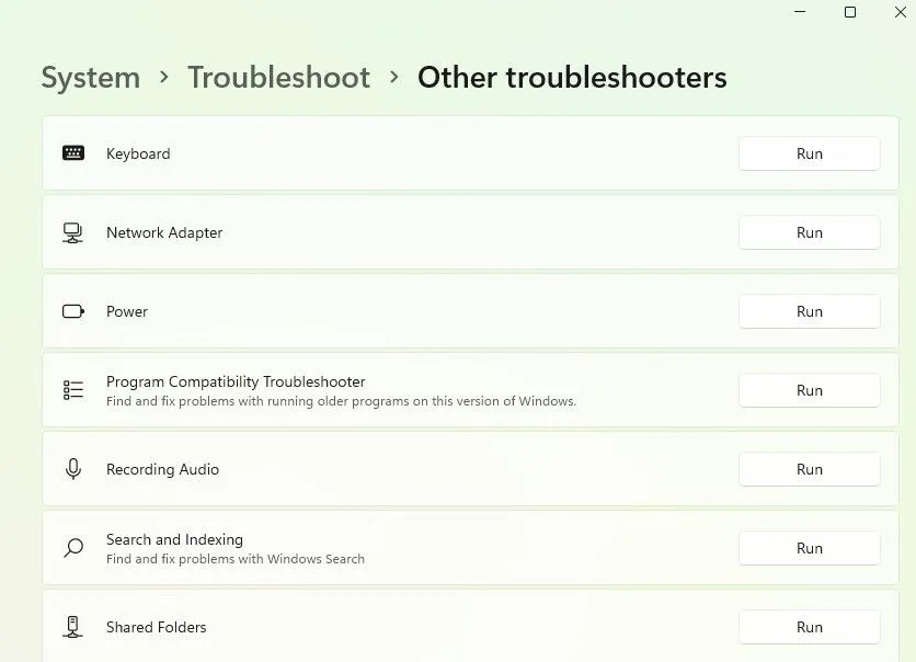 Chạy công cụ khắc phục sự cố bàn phím (Keyboard Troubleshooter) của Windows để tìm và sửa lỗi.