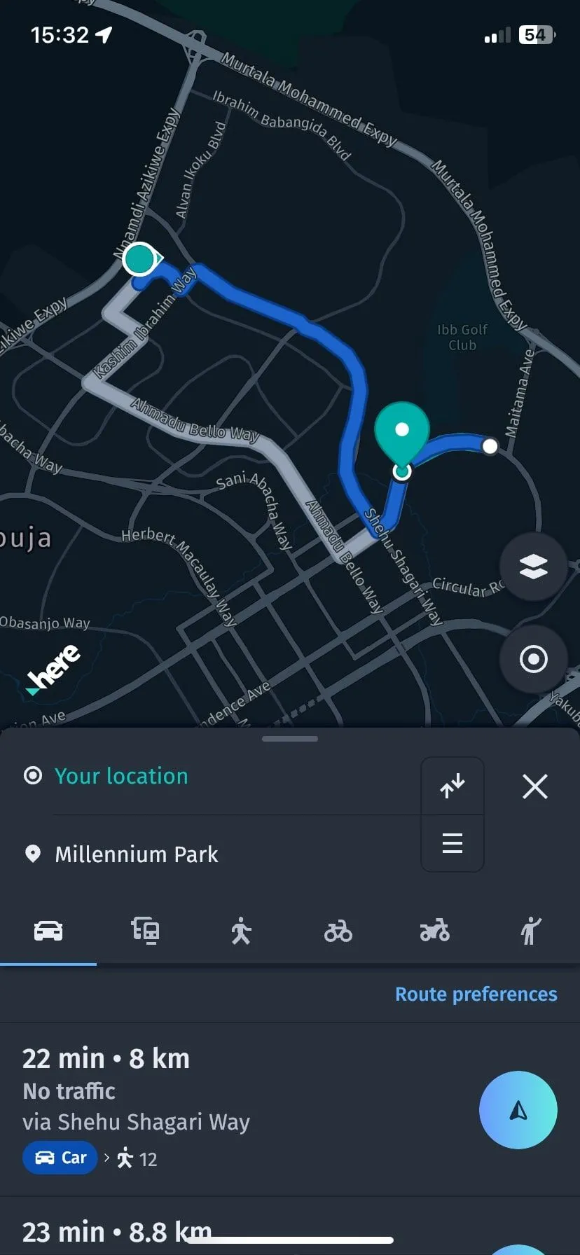 Chế độ dẫn đường bằng ô tô của HERE WeGo hiển thị tuyến đường và thông tin giao thông ngoại tuyến