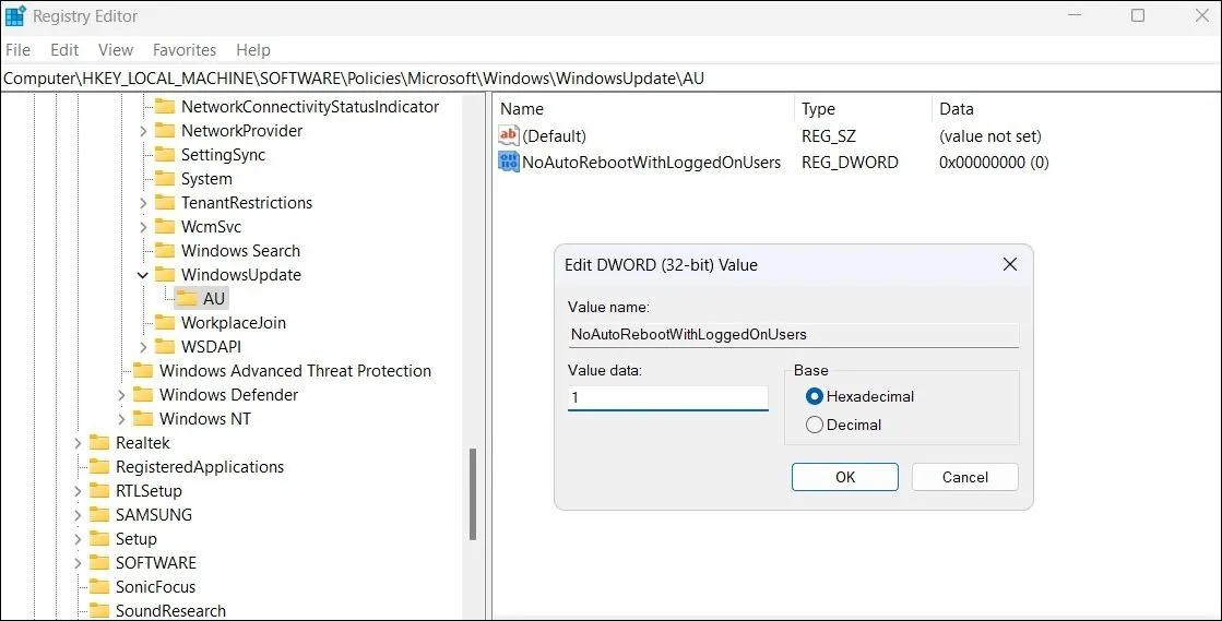 Chỉnh sửa giá trị DWORD NoAutoRebootWithLoggedOnUsers trong Registry Editor để dừng khởi động lại