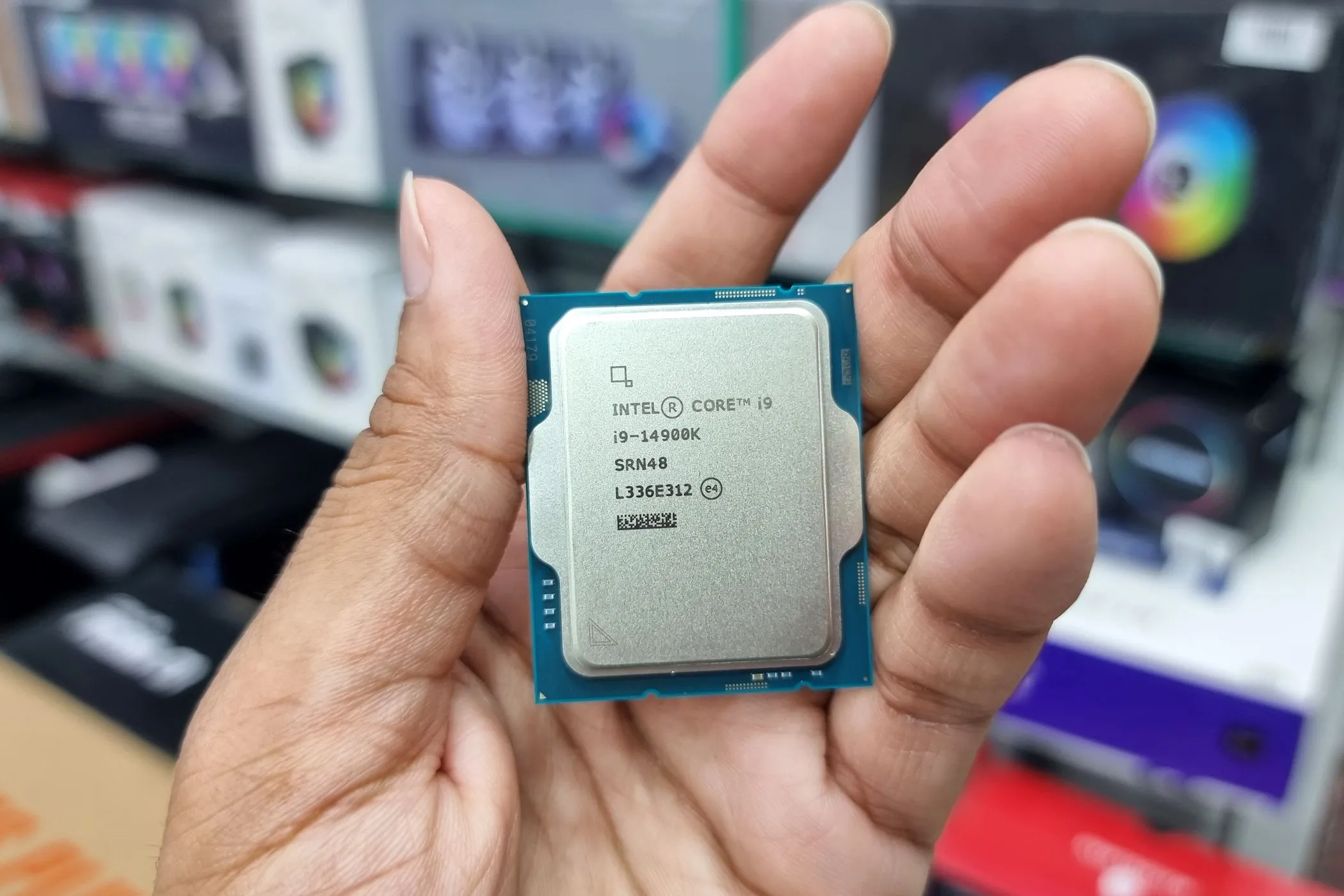 Chip Intel Core i9 thế hệ 14 và hiểm họa ransomware tấn công microcode