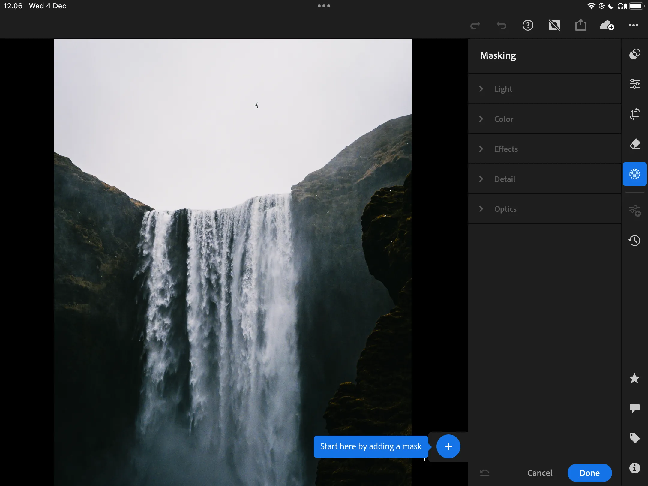 Chọn phiên bản chỉnh sửa ảnh trên ứng dụng Lightroom CC đa thiết bị.