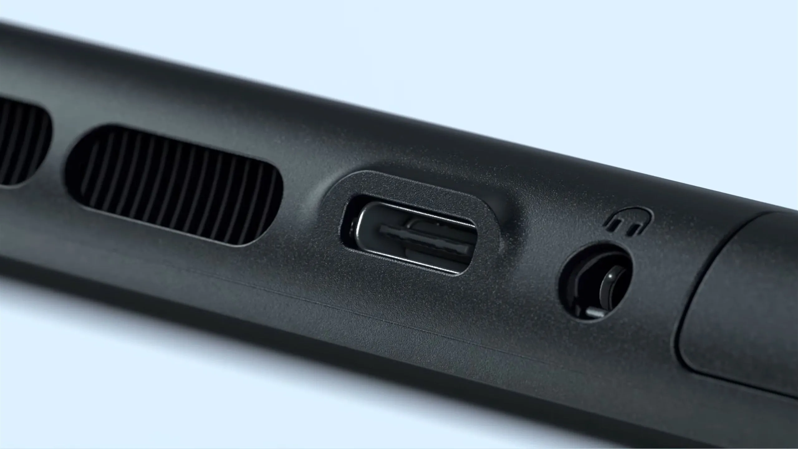 Cổng USB-C ở phía trên của Nintendo Switch 2