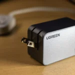 Củ sạc tường USB-C Ugreen Nexode Pro 100W gọn nhẹ với chân gập tiện lợi
