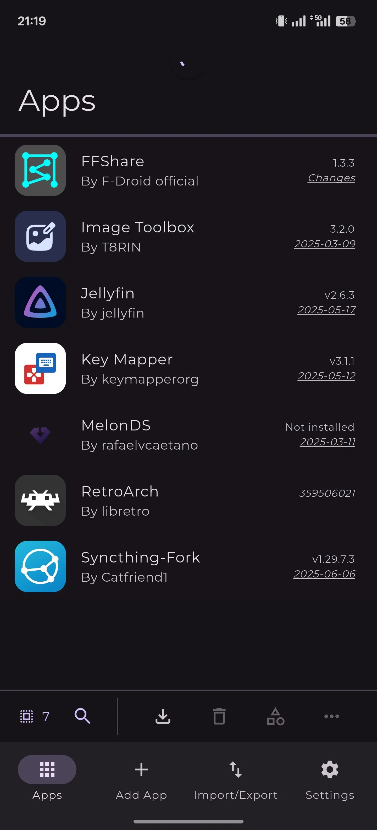 Danh sách các ứng dụng đã thêm vào Obtainium trên Android để cập nhật.