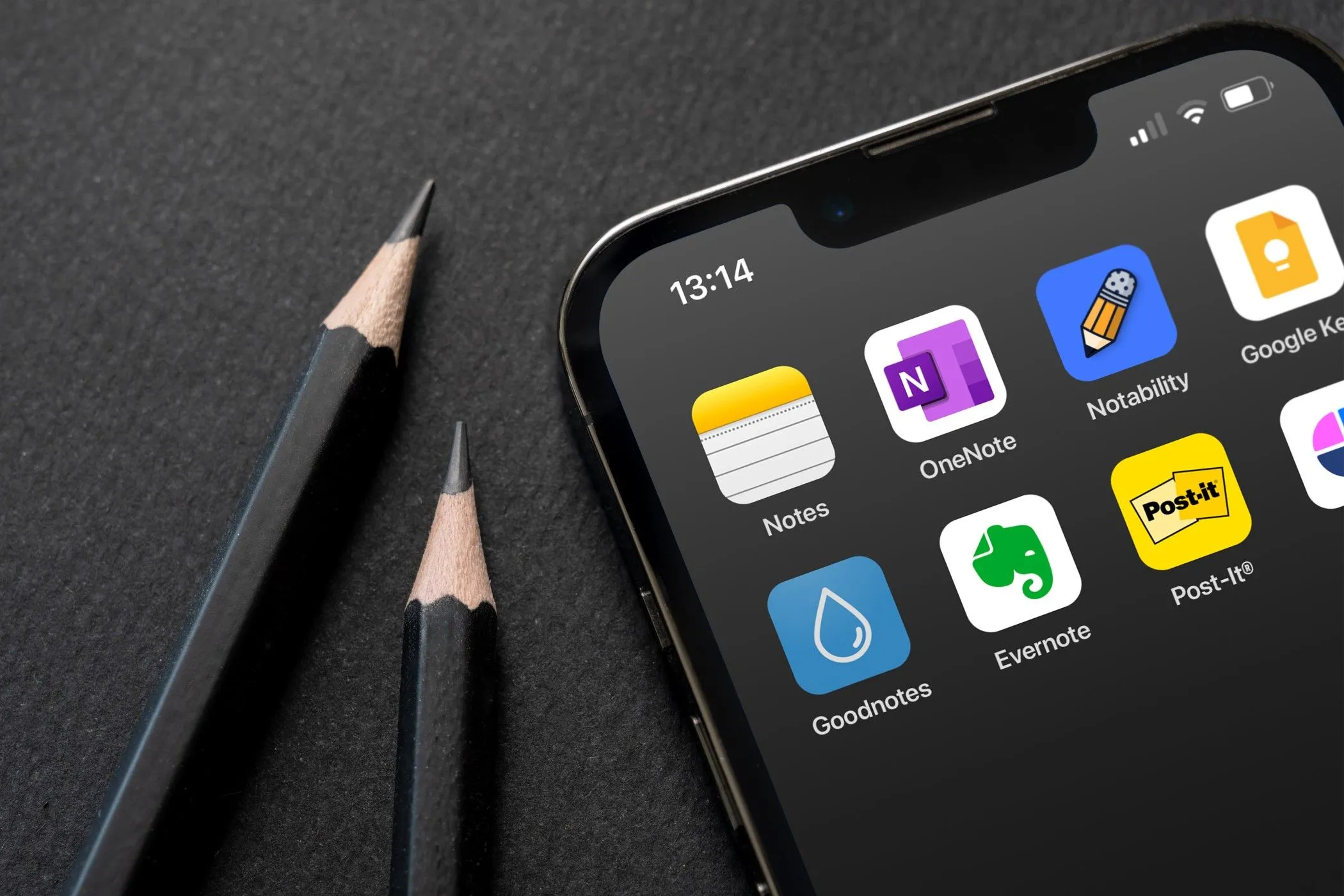 Điện thoại iPhone hiển thị các logo ứng dụng ghi chú phổ biến, minh họa sự đa dạng của công cụ ghi chú