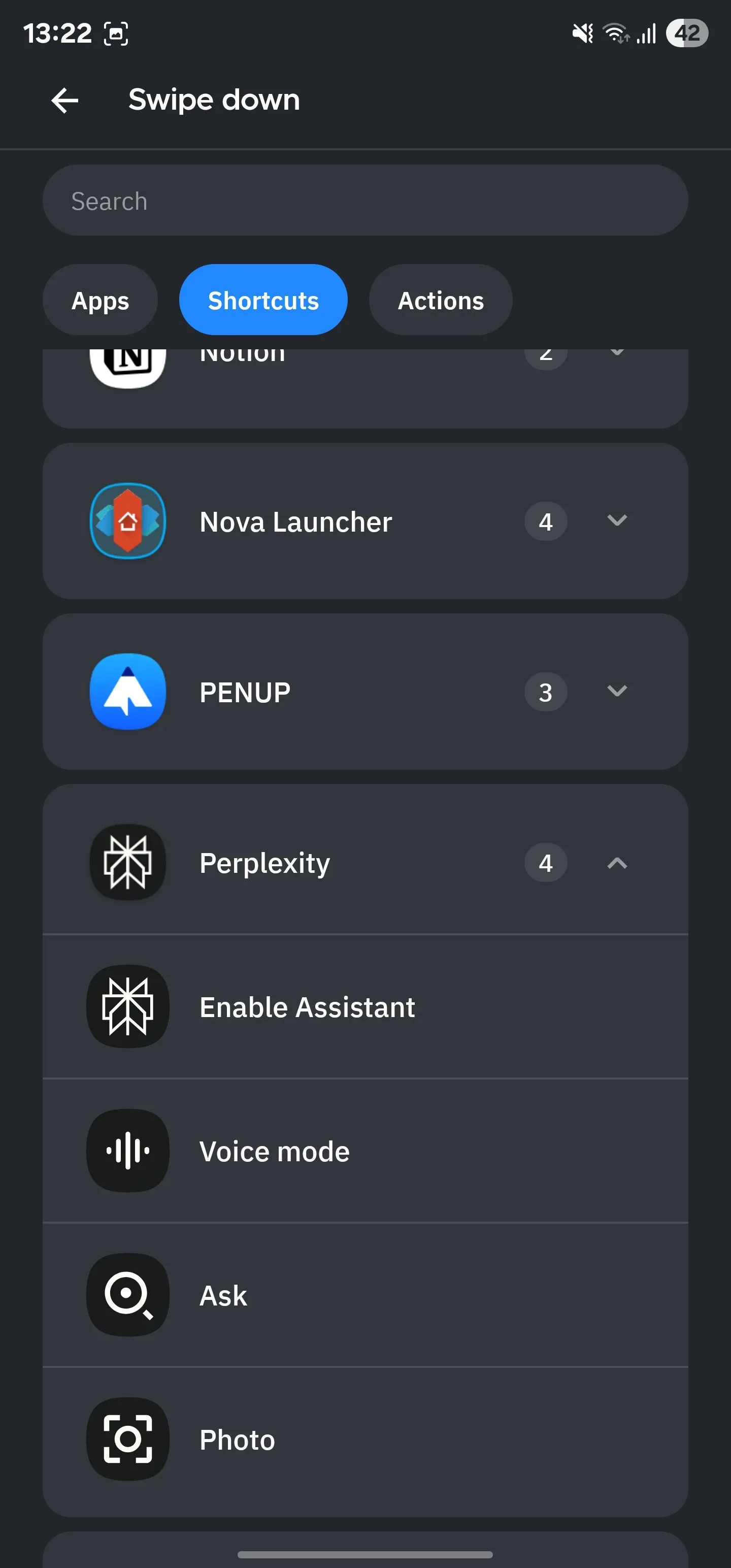 Gán một hành động cho cử chỉ vuốt xuống trong Smart Launcher.