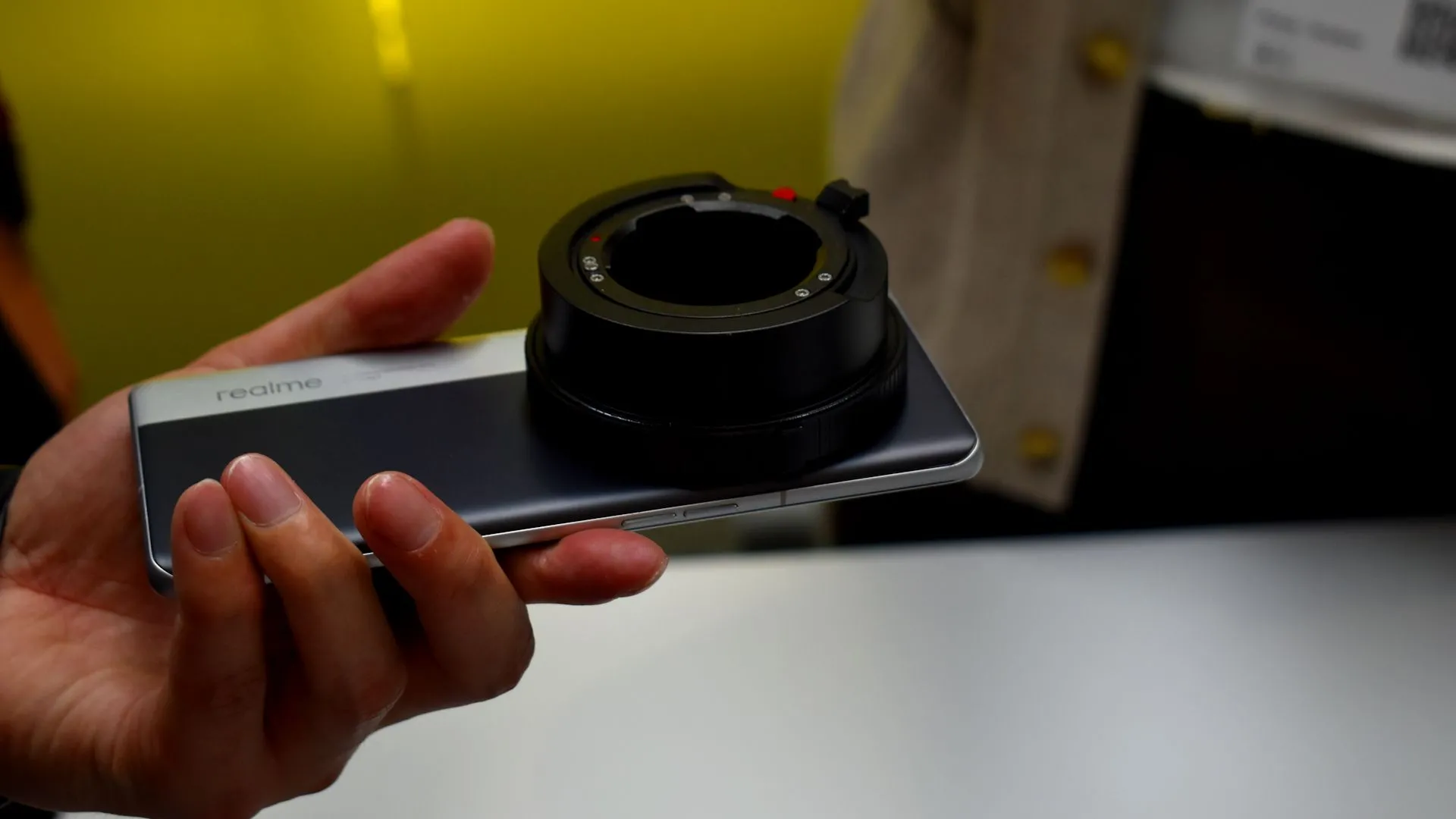 Giá đỡ ống kính chuyên dụng cho Realme Ultra concept