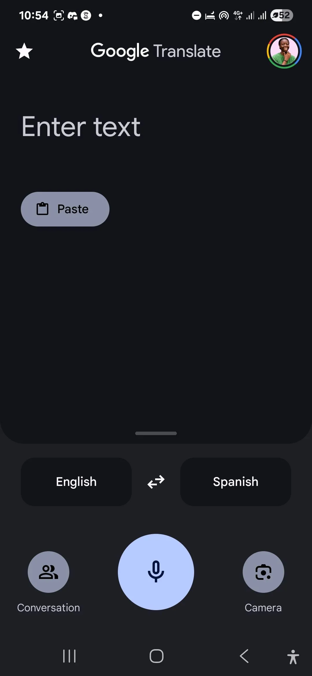 Giao diện chính của Google Dịch trên thiết bị Android, ứng dụng hỗ trợ dịch thuật đa ngôn ngữ.