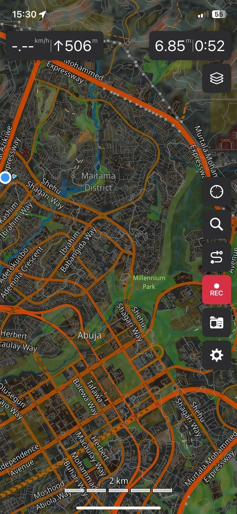 Giao diện chính của Guru Maps trên iPhone, cho phép tải bản đồ và quản lý tuyến đường offline