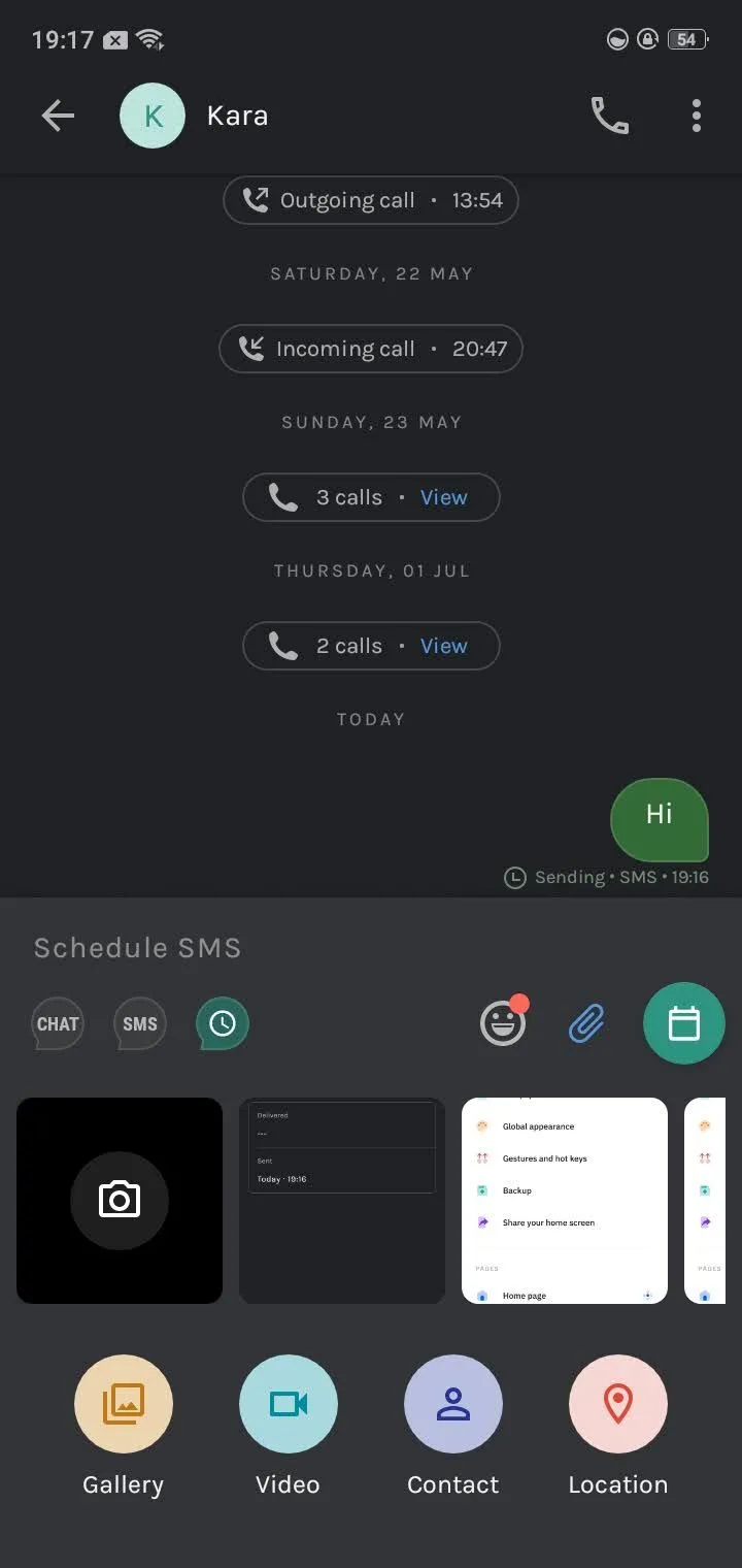 Giao diện đính kèm tệp tin trong ứng dụng tin nhắn Truecaller