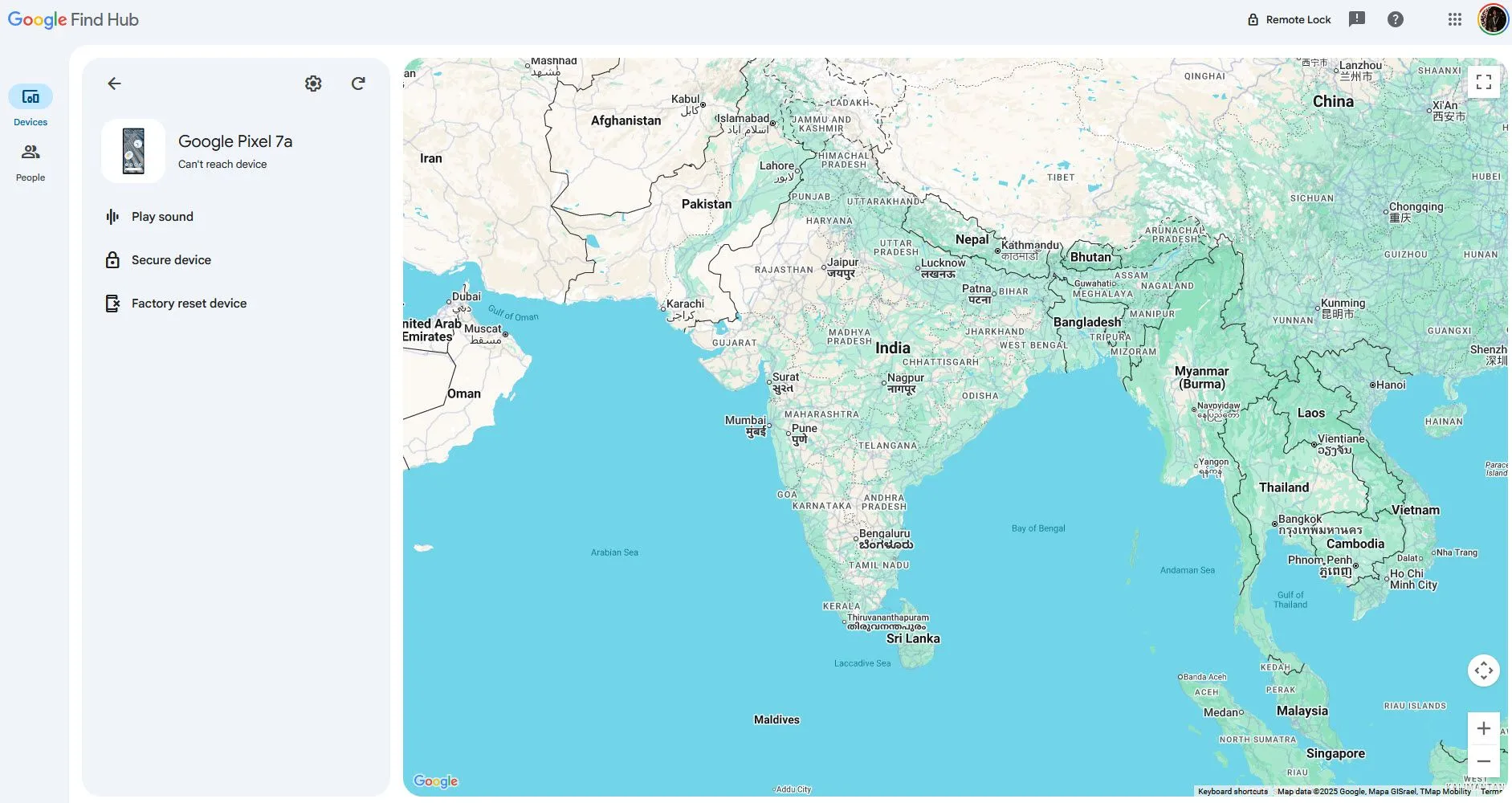 Giao diện Google Find Hub theo dõi thiết bị