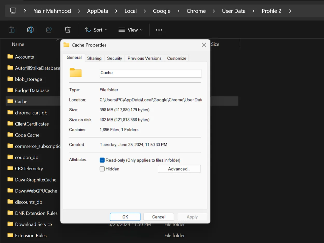 Giao diện hiển thị thuộc tính của thư mục bộ nhớ đệm Google Chrome trong File Explorer trên Windows, cho thấy dung lượng đang sử dụng.