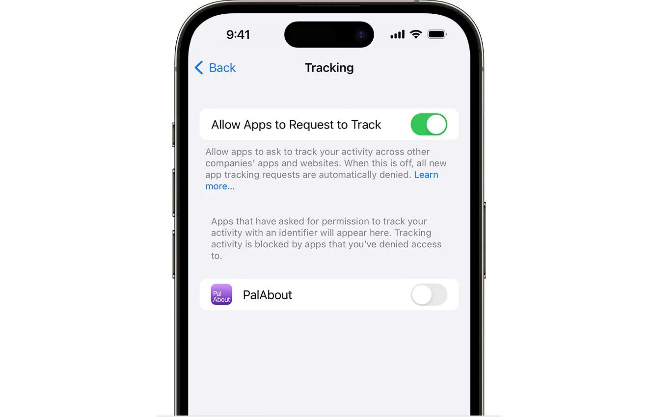 Giao diện hộp thoại yêu cầu quyền theo dõi ứng dụng trên iPhone, giúp người dùng kiểm soát dữ liệu vị trí và hoạt động.