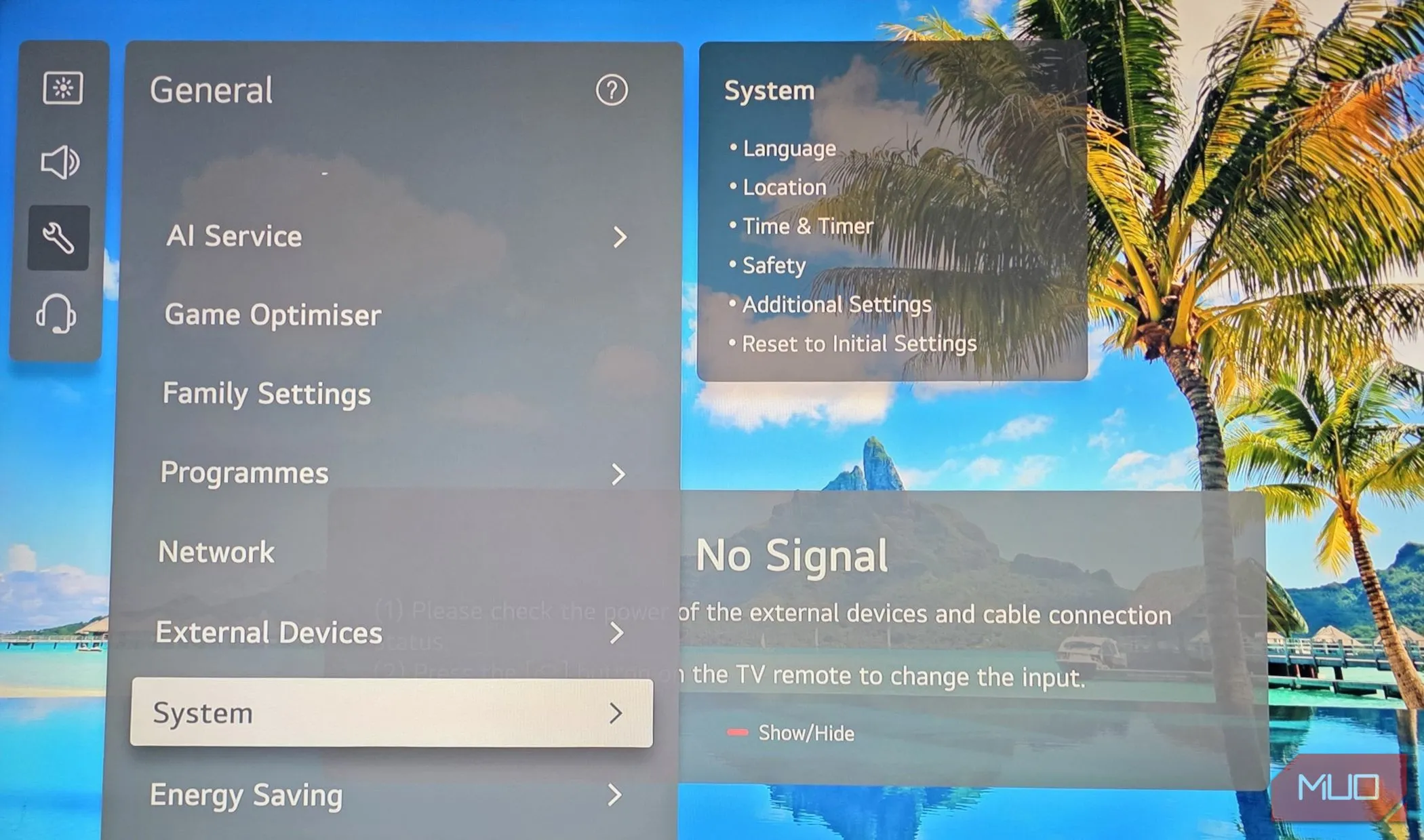 Giao diện menu cài đặt chung của Smart TV LG, biểu thị các tùy chọn cấu hình bảo mật và quyền riêng tư.