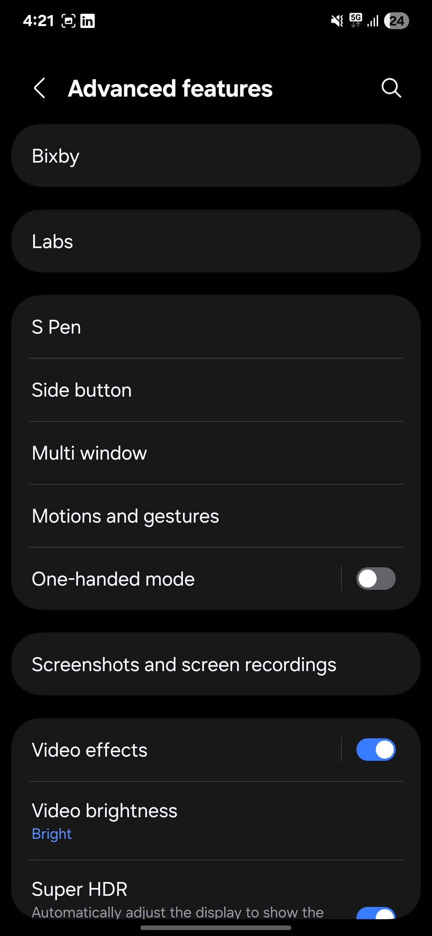 Giao diện menu Tính năng nâng cao trong Cài đặt Samsung, hiển thị các tùy chọn tùy chỉnh và cải thiện trải nghiệm người dùng.