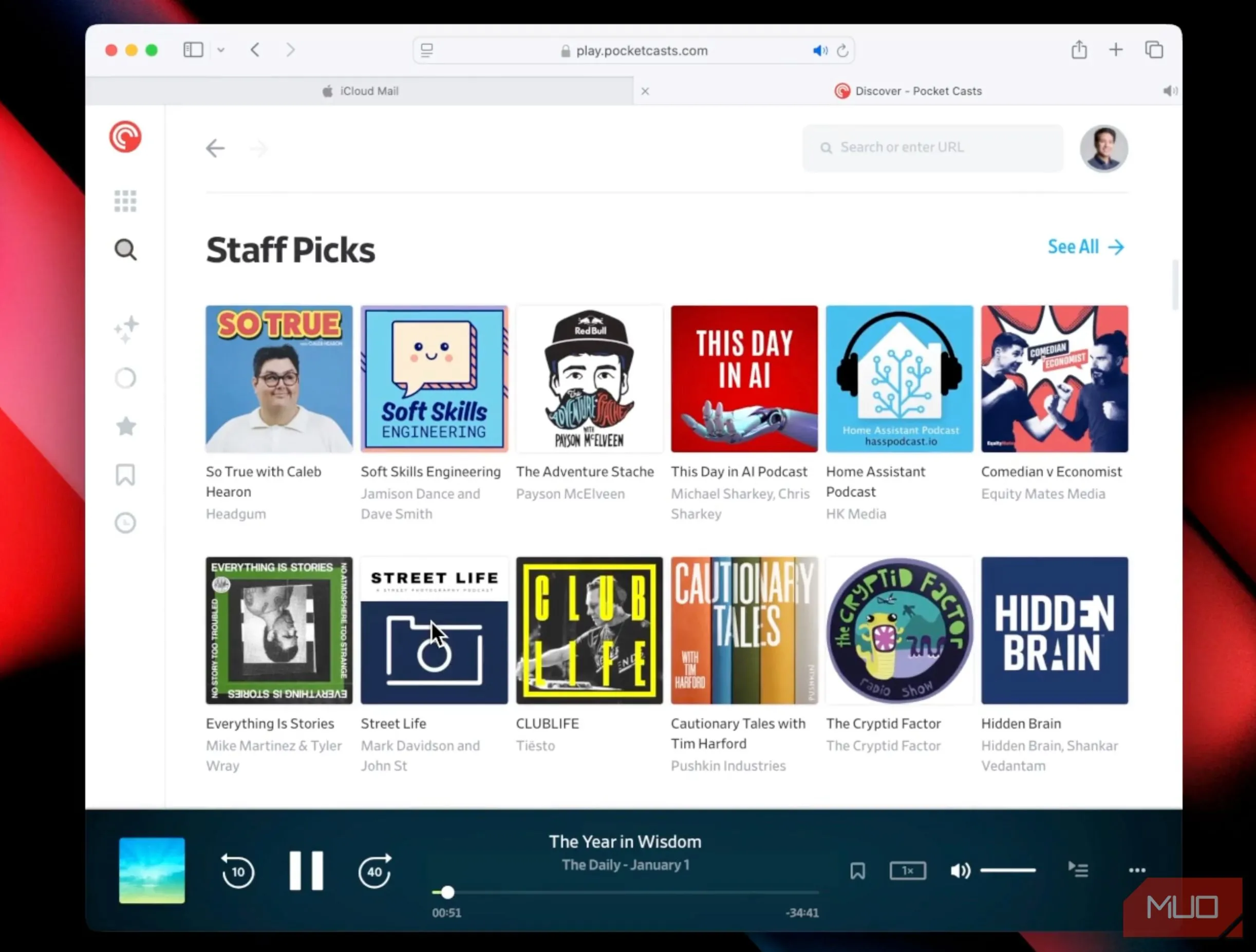 Giao diện người dùng của trình phát Pocket Casts trên nền tảng web.