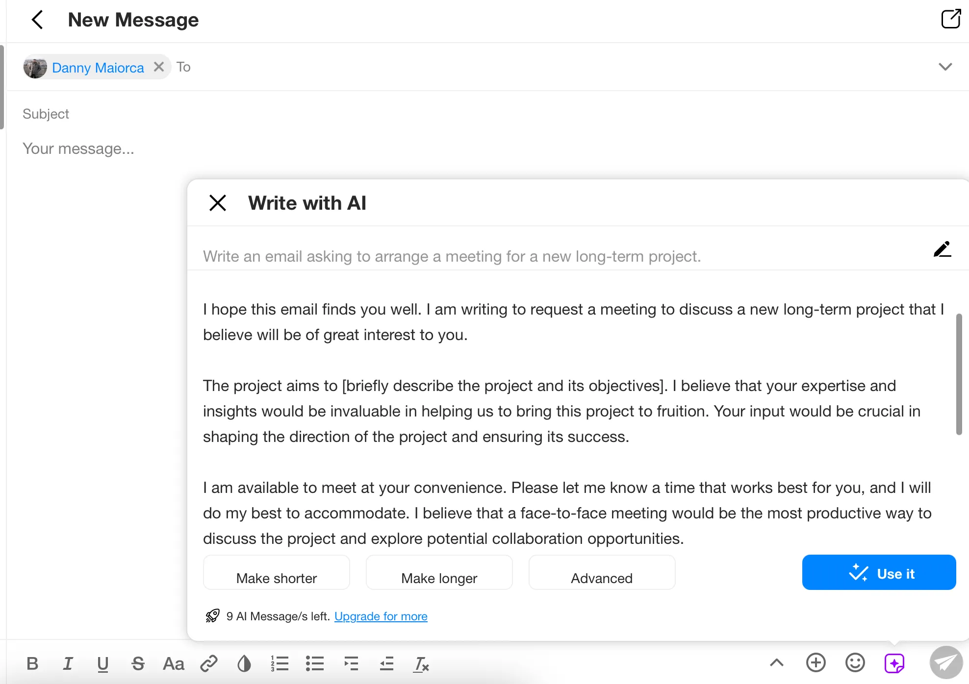 Giao diện tạo nội dung bằng AI của Spike, cho phép người dùng chọn loại văn bản (email, tin nhắn, blog), tông giọng và độ dài để tạo ra bản nháp.