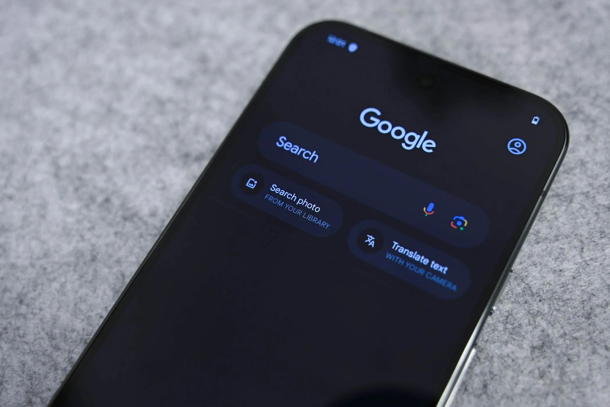 Giao diện tìm kiếm Google AI với Gemini 2.0 trên điện thoại di động