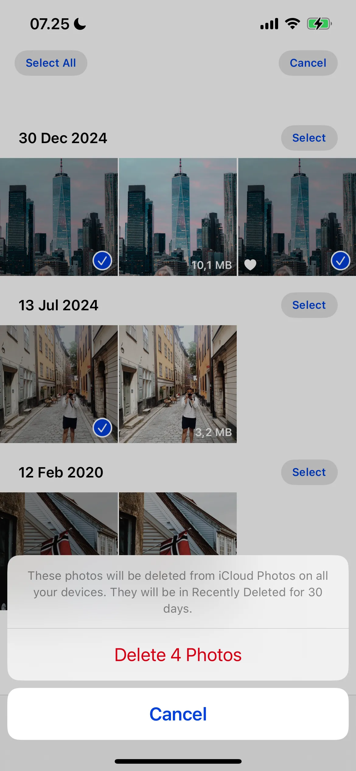 Giao diện tìm và xóa ảnh trùng lặp trên iPhone để tiết kiệm dung lượng