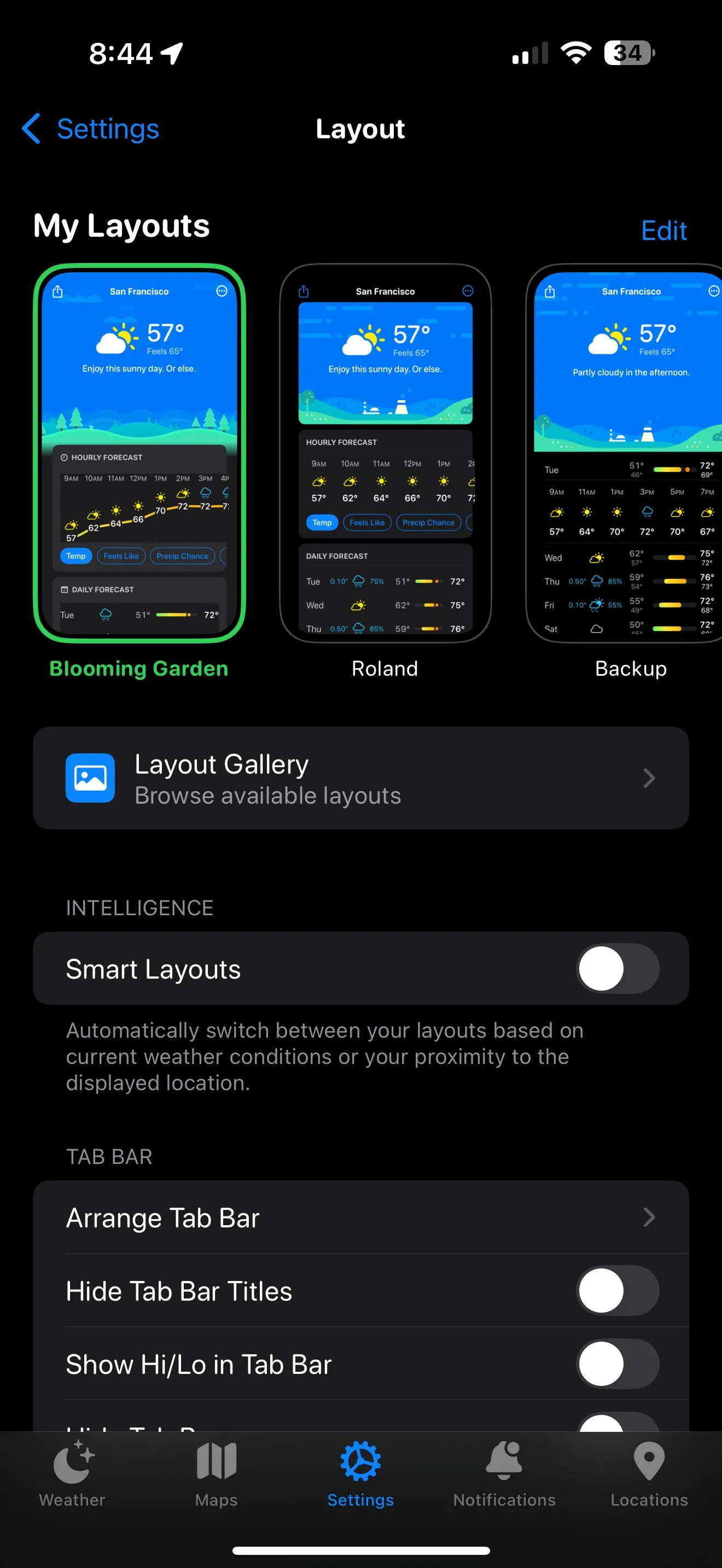 Giao diện tùy chỉnh bố cục chính của ứng dụng Carrot Weather trên iPhone