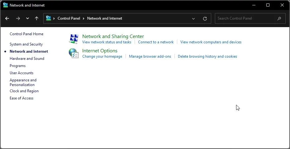 Giao diện Tùy chọn Mạng và Internet trong Control Panel trên Windows để truy cập Internet Options.