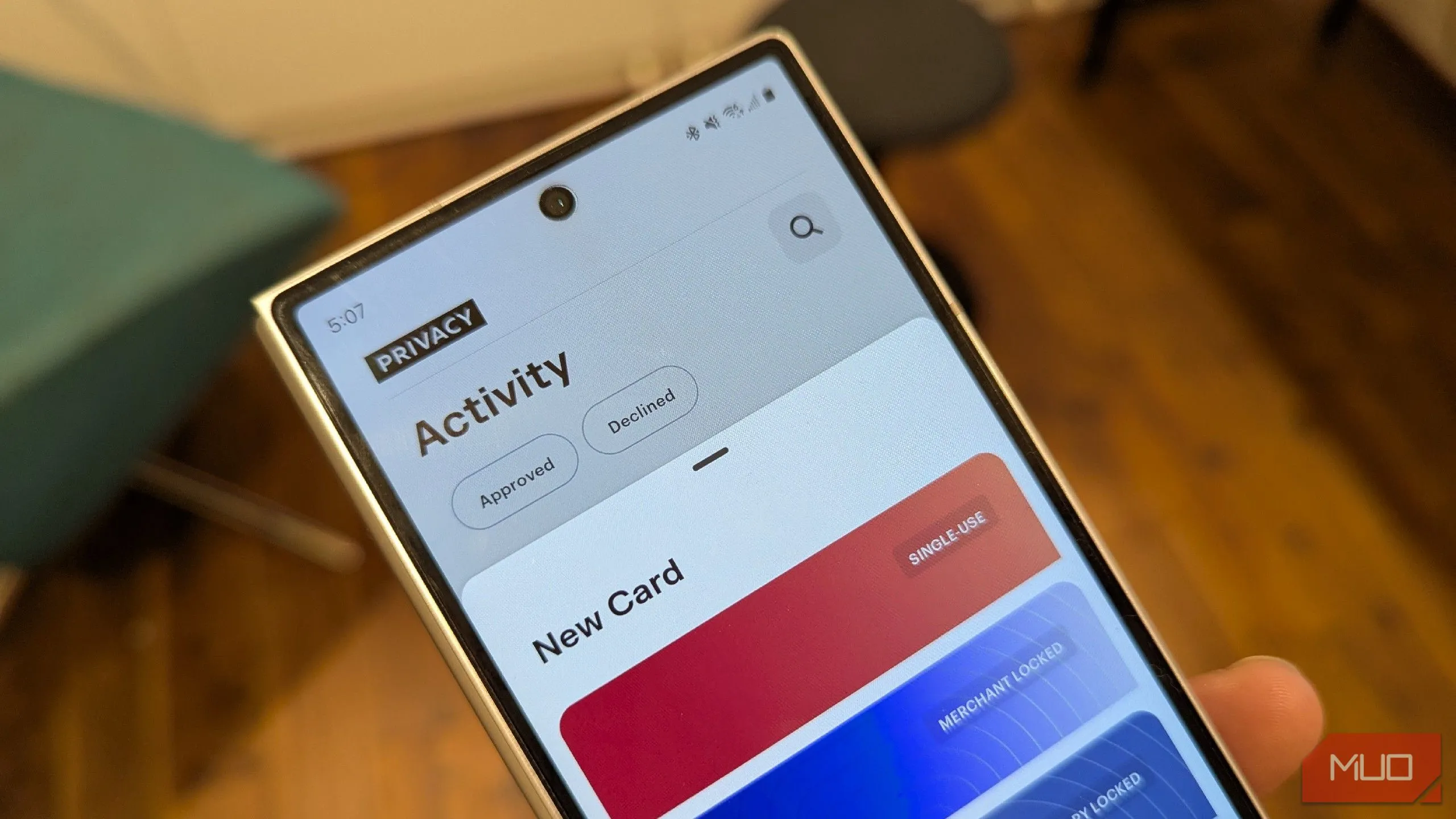Giao diện ứng dụng Privacy cho phép người dùng tạo và quản lý các thẻ ảo dùng một lần nhằm bảo vệ thông tin thanh toán