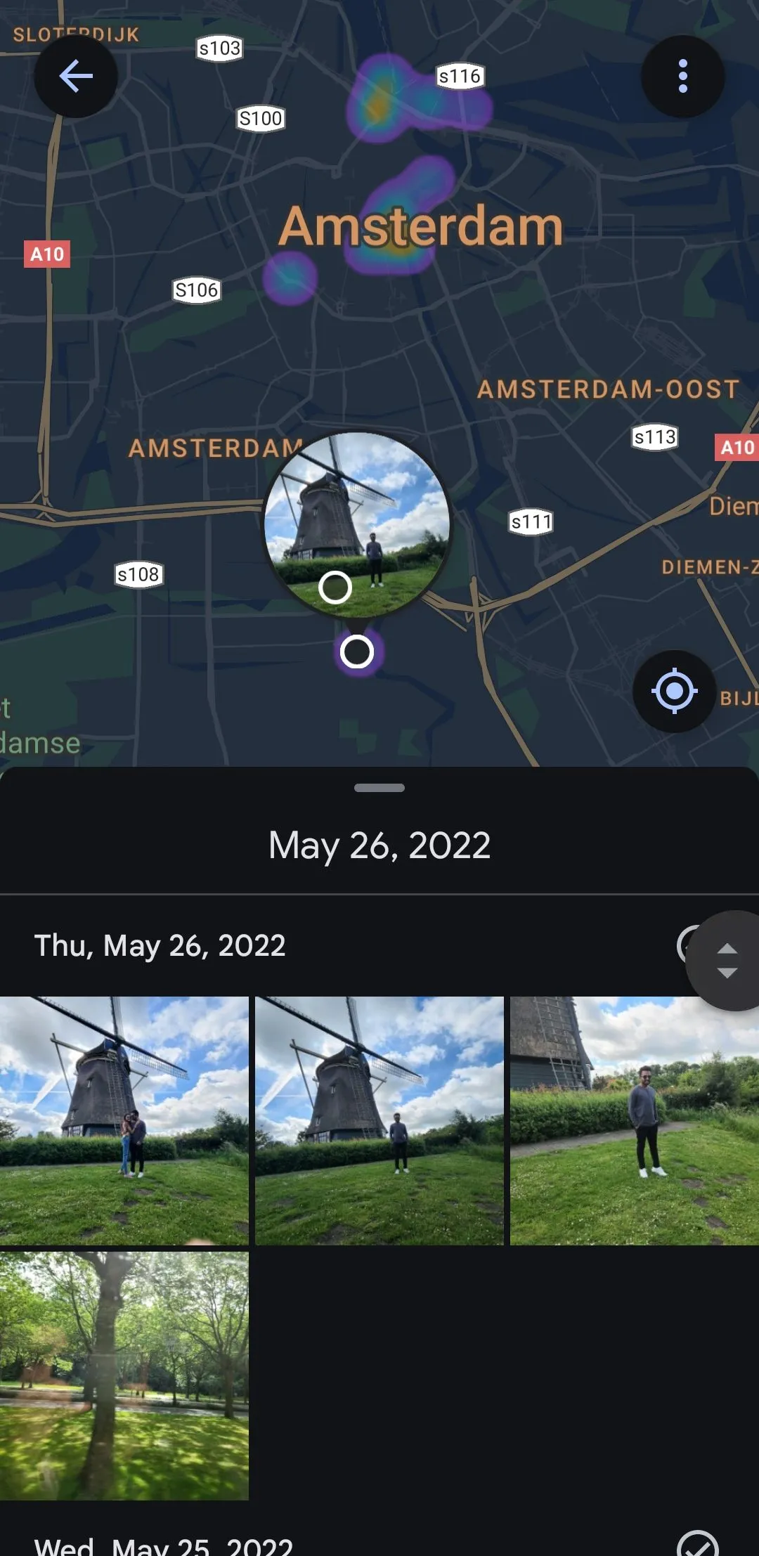 Google Photos hiển thị bản đồ Amsterdam với các điểm ảnh đã chụp
