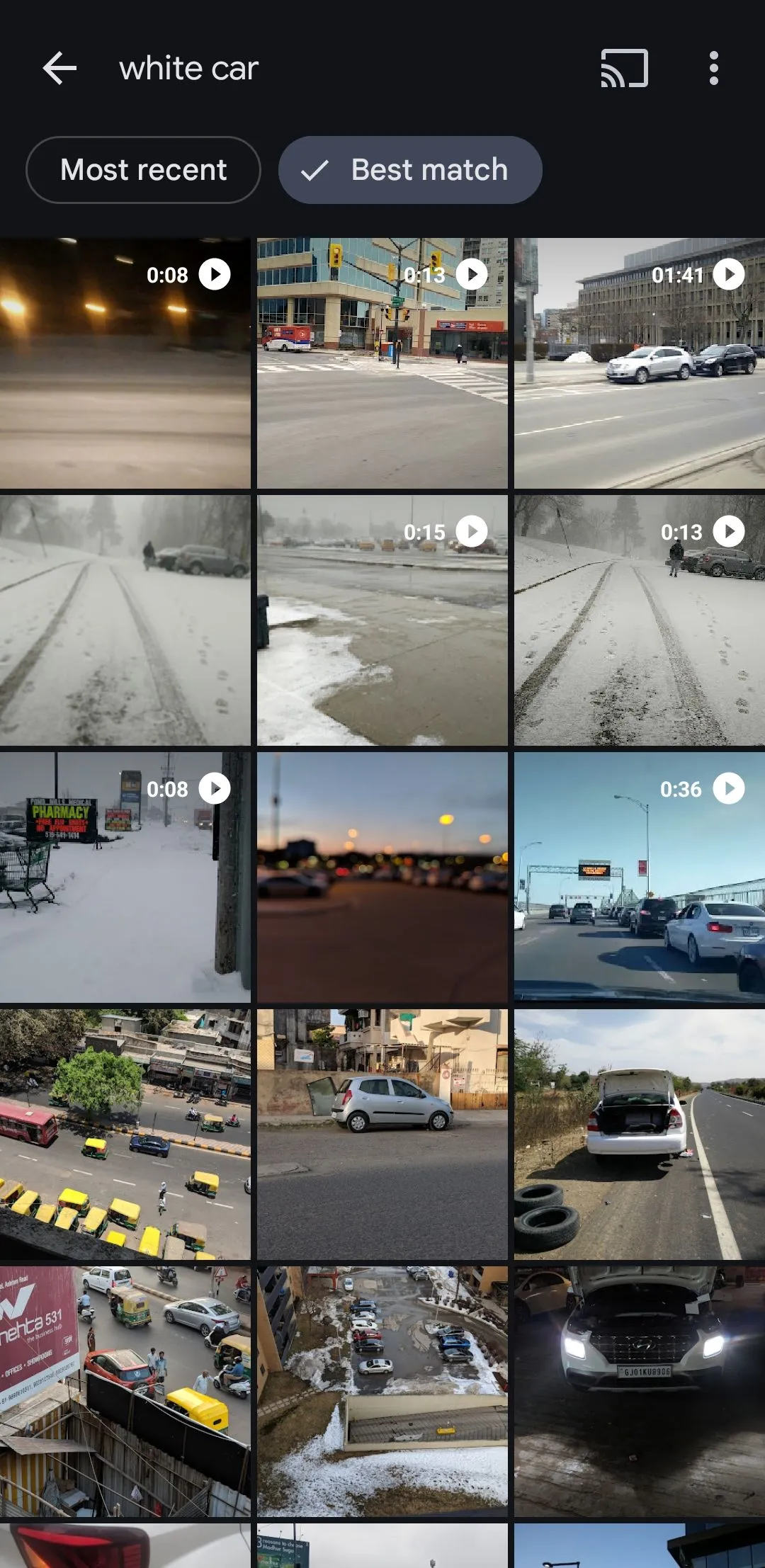 Google Photos hiển thị các ảnh và video có xe ô tô màu trắng