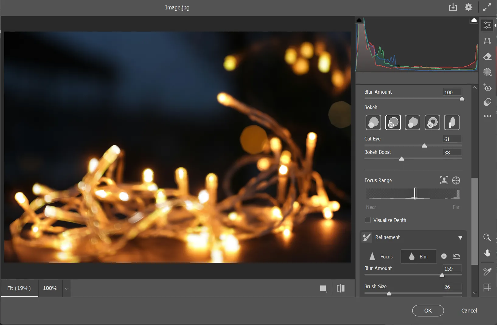 Hiệu ứng bokeh nghệ thuật được tạo ra từ Lens Blur trong Photoshop trên ảnh chụp ban đêm