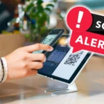 Hình ảnh một người phụ nữ đang thanh toán bằng mã QR với cảnh báo lừa đảo. Mã QR lừa đảo có thể được dùng để tấn công eSIM.