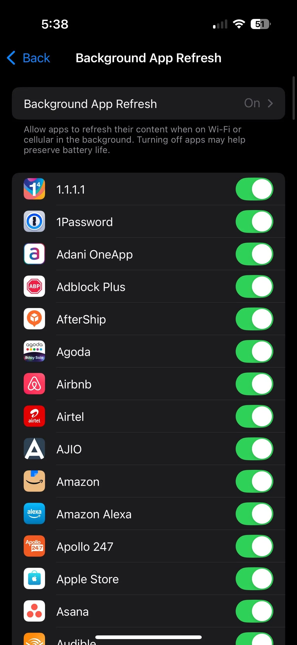 Màn hình cài đặt 'Làm mới ứng dụng trong nền' giúp tiết kiệm dữ liệu iPhone
