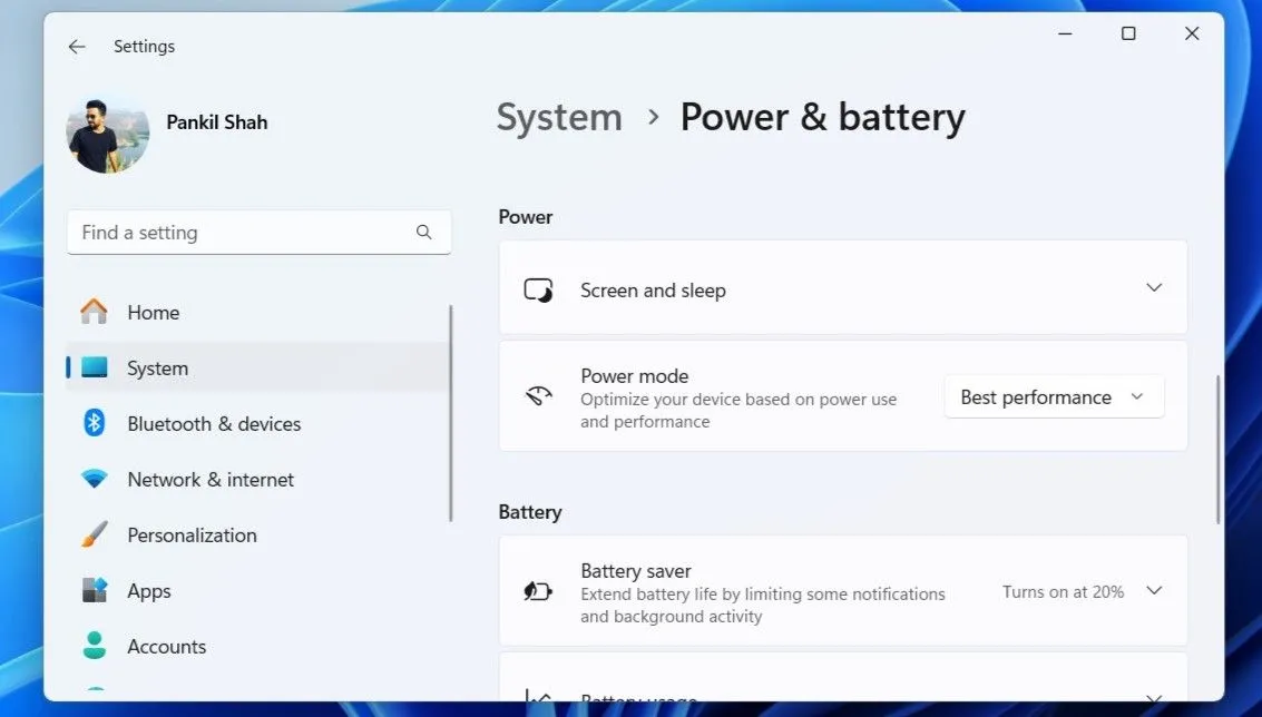 Màn hình cài đặt Nguồn và Pin trong Windows 11, hiển thị tùy chọn Chế độ nguồn &quot;Hiệu suất tối đa&quot; giúp tối ưu hóa hiệu suất PC.