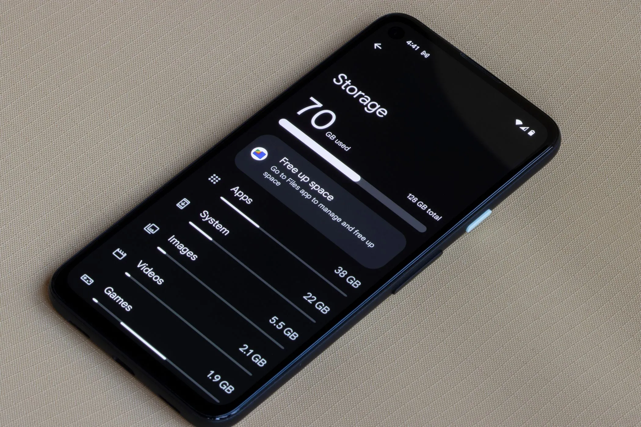 Màn hình cài đặt quản lý bộ nhớ trên điện thoại Android