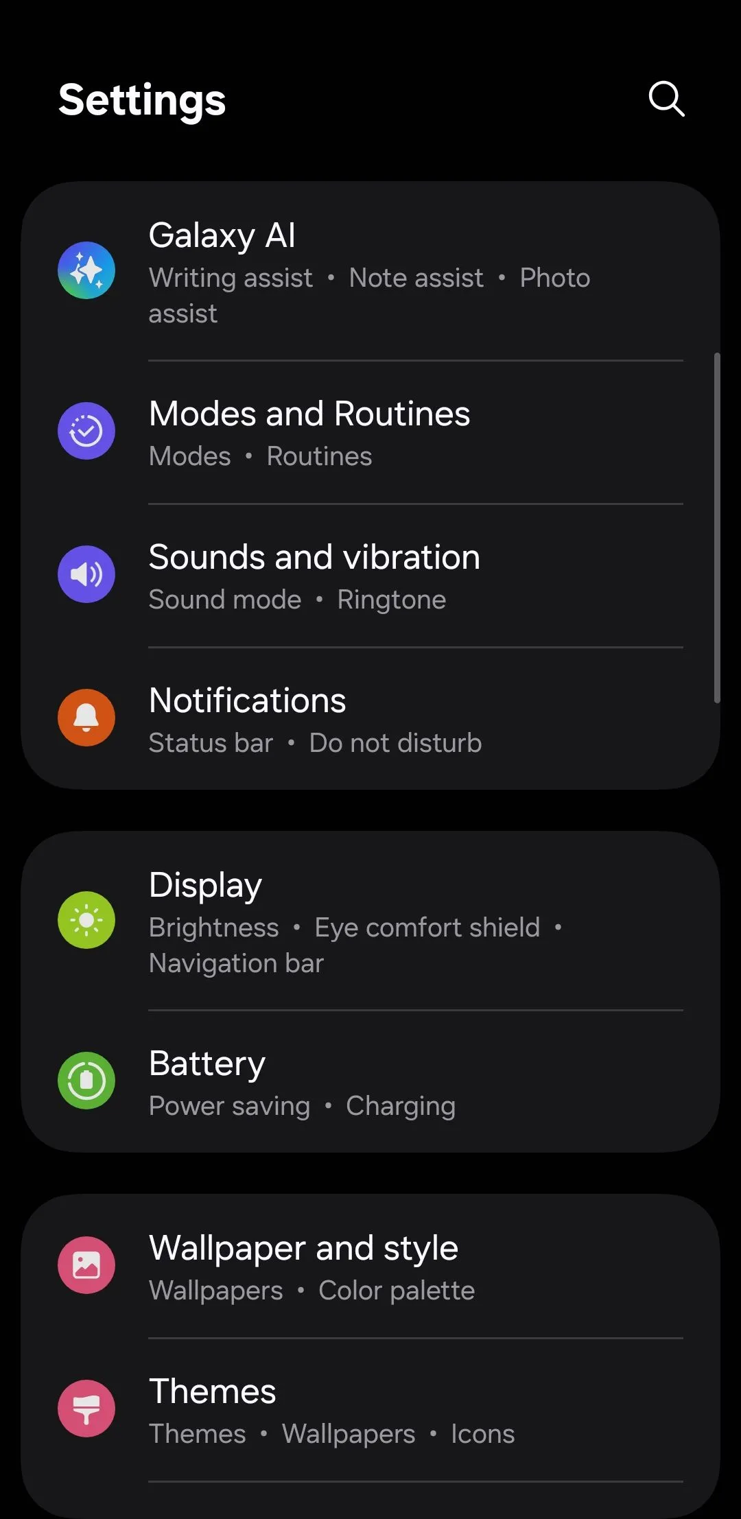 Màn hình chính của menu cài đặt trên điện thoại Android.