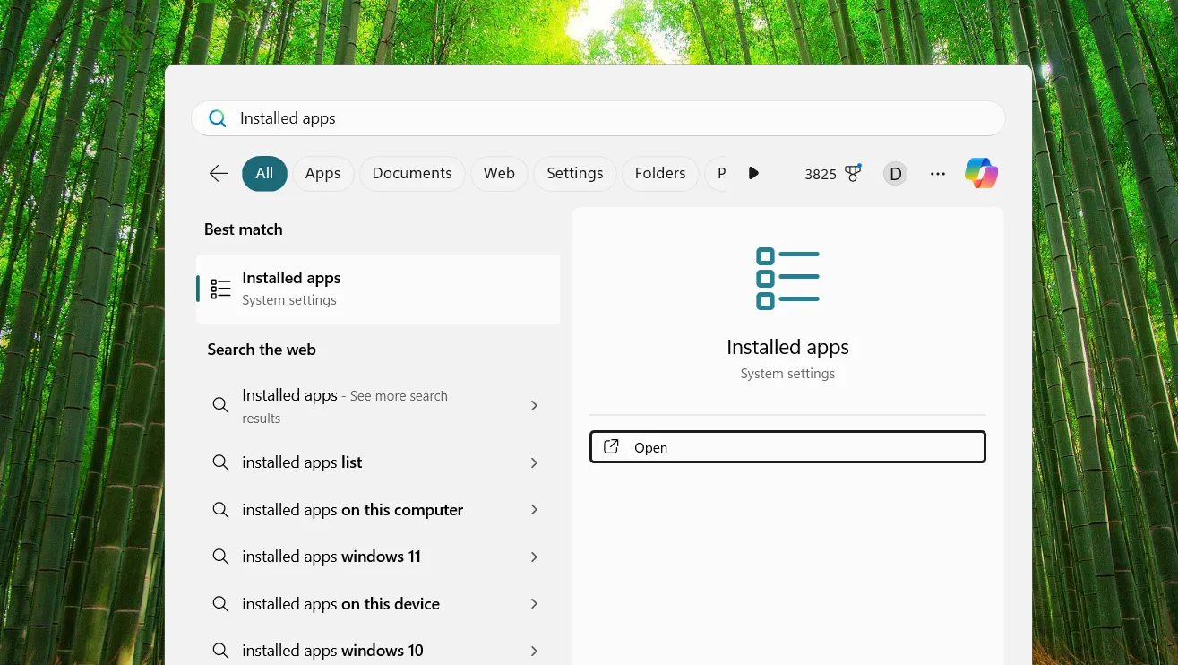 Màn hình tìm kiếm Windows 11 hiển thị kết quả cho 'installed apps' và tùy chọn 'Open'