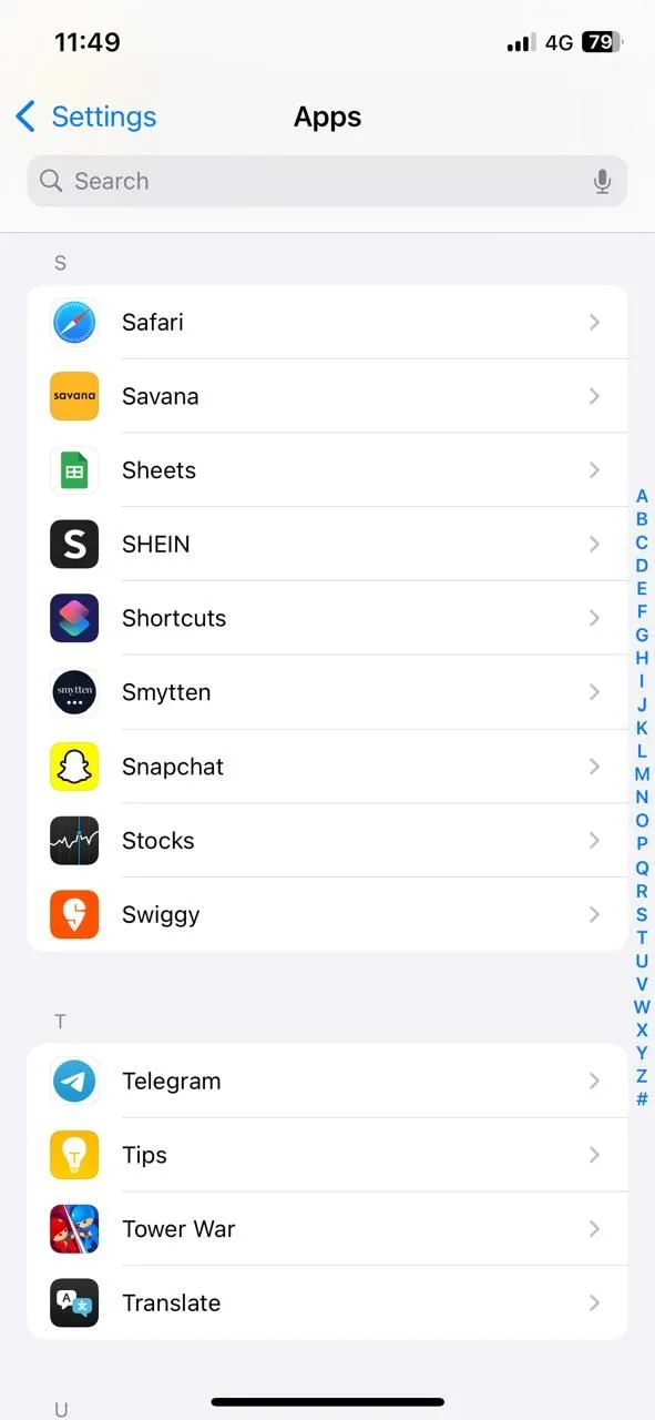Menu các ứng dụng trong Cài đặt iPhone, cho phép truy cập cài đặt riêng cho trình duyệt Safari để tối ưu quyền riêng tư.