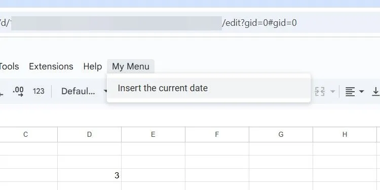 Menu tùy chỉnh "My Menu" được tạo trong Google Sheets bằng Google Apps Script, hiển thị tùy chọn "Insert Current Date" để tự động chèn ngày tháng.