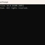 Menu tùy chọn xuất hiện khi nhấp vào biểu tượng Command Prompt ở góc trên bên trái cửa sổ