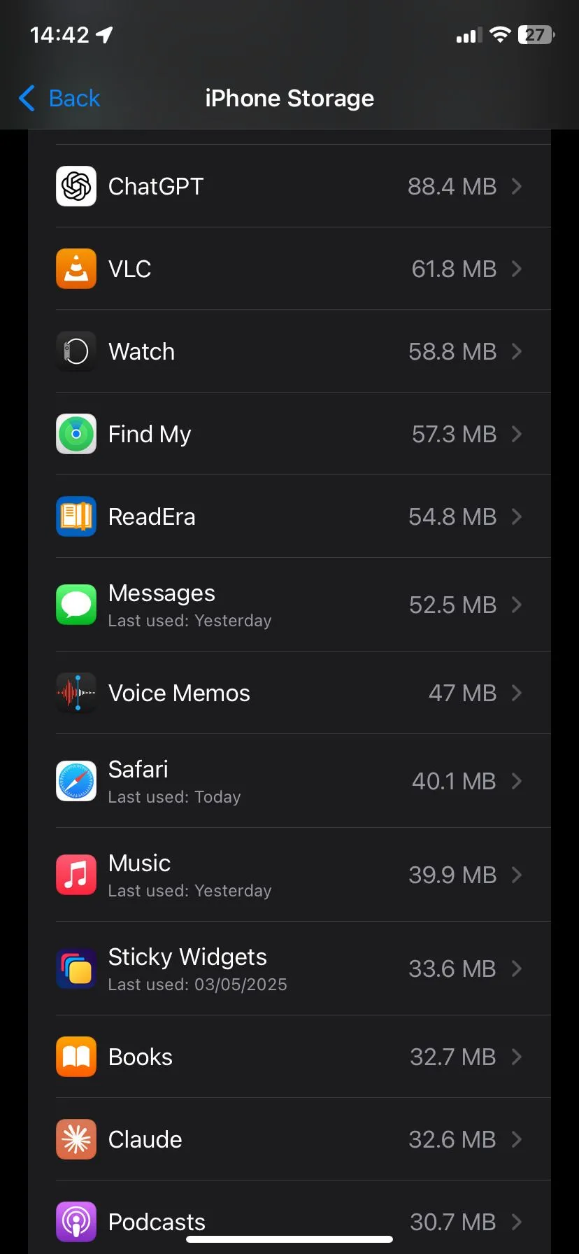 Mục ứng dụng Safari trong cài đặt iPhone