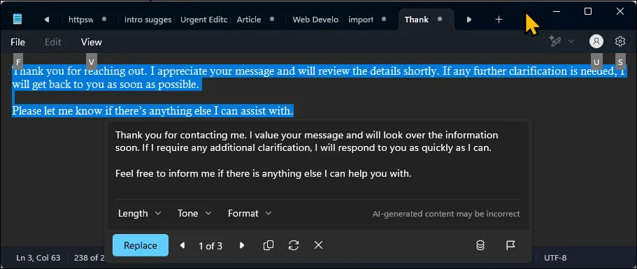 Notepad trên Windows 11 đang hiển thị ở chế độ tối (Dark Mode) với giao diện hiện đại