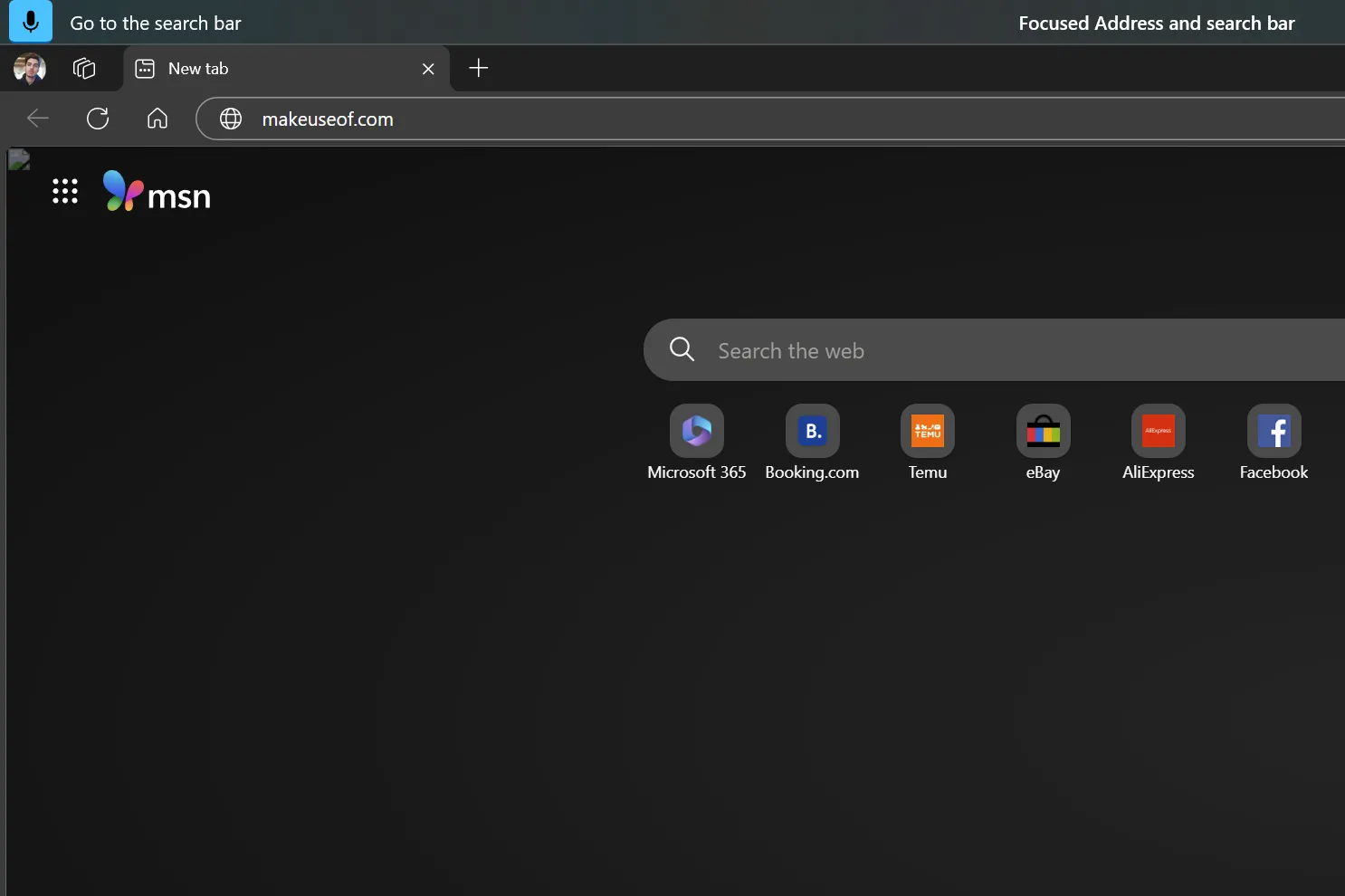Thanh tìm kiếm Microsoft Edge với địa chỉ trang web MakeUseOf được nhập bằng Voice Access