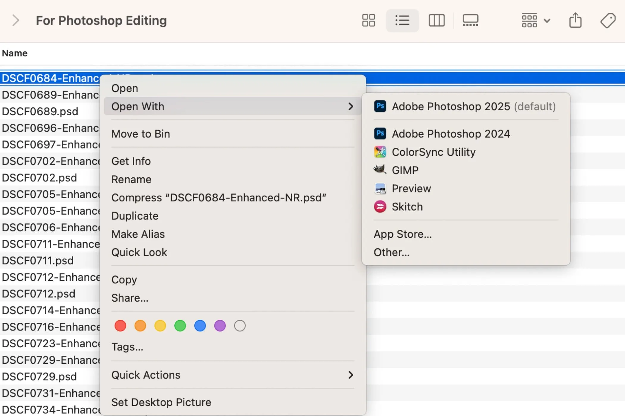 Thao tác chọn 'Mở với' ứng dụng Preview để truy cập file PSD trên Mac